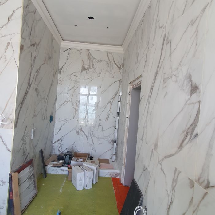 Placarii faianta si gresie