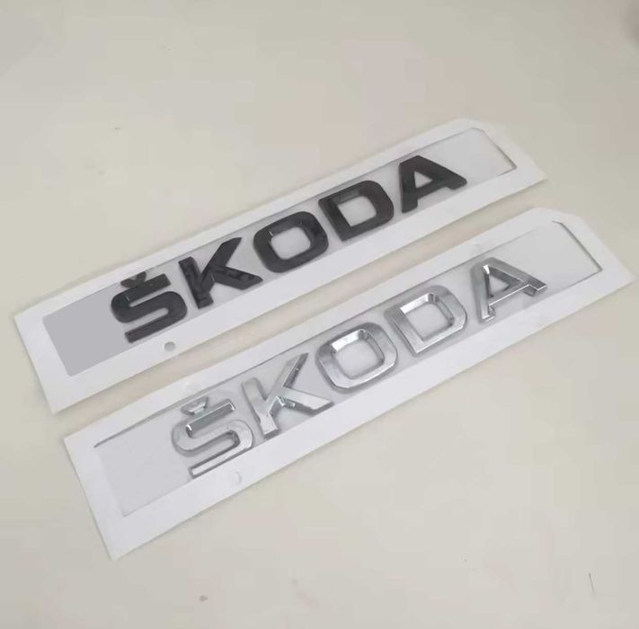 Set embleme SKODA KAROQ 4x4 / emblema stema sigla sticker inscriptii