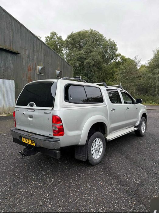Toyota hilux 2.5D4D euro 5 an 2013 offroad 4x4 blocaj sateliti