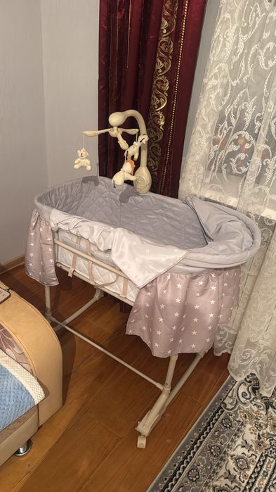 Продам детскую кроватку