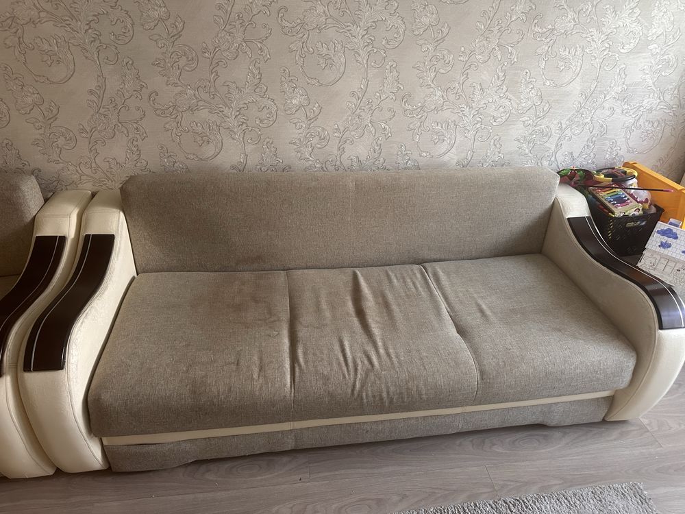 Продам диван и креслокровать