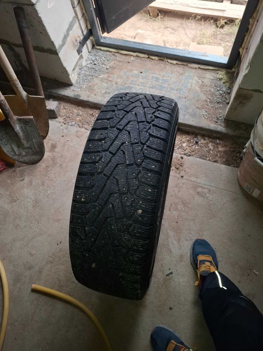 Зимние шины 225/60 R17