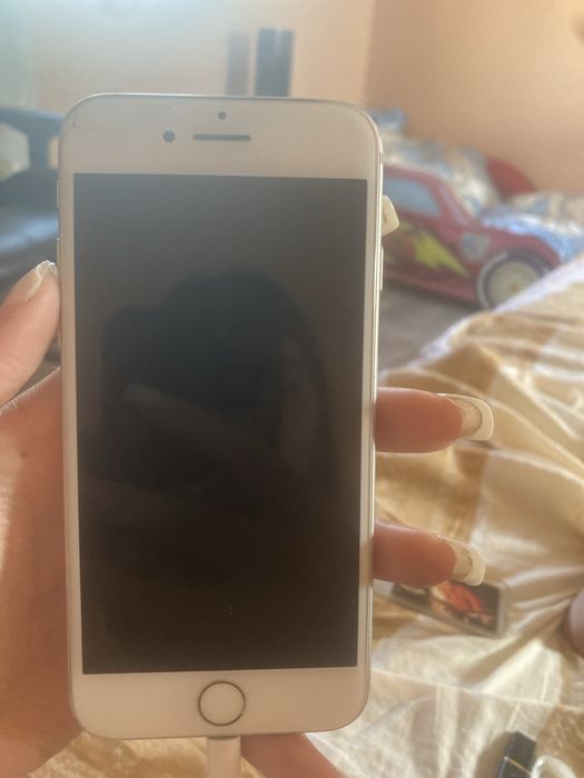 Iphone 7 silver 32 GB (Blocat în rețea)