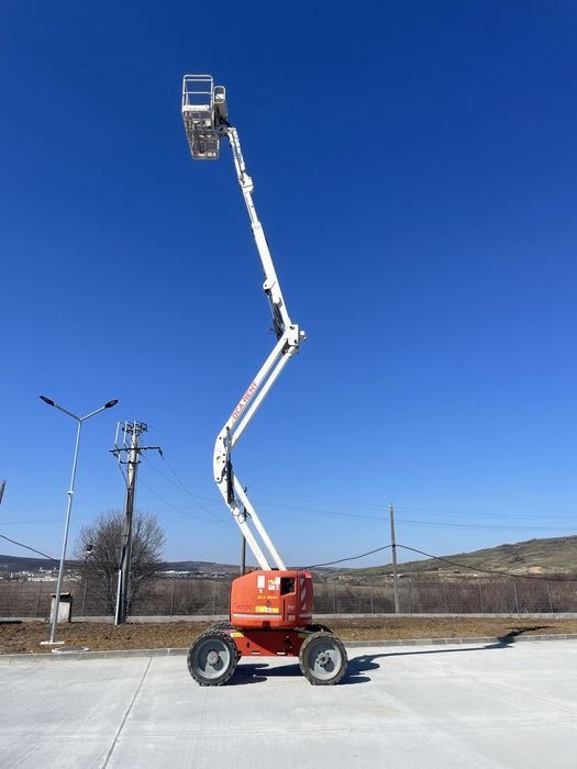 Inchirieri nacele pentru lucrari la inaltime electrice sau diesel