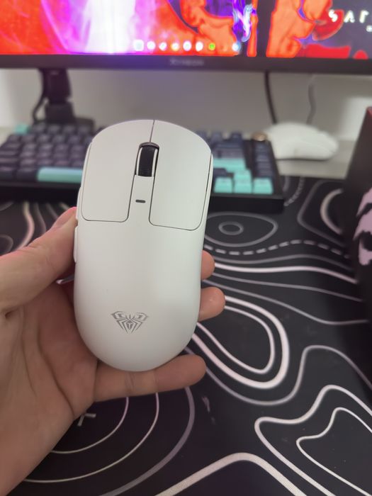 Игровая мышь AULA SC680 в идеальном состоянии