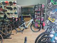 Bicicleta Kross Lea 4.0 EQ D 29 M in stoc la Est Bike Funky Sports