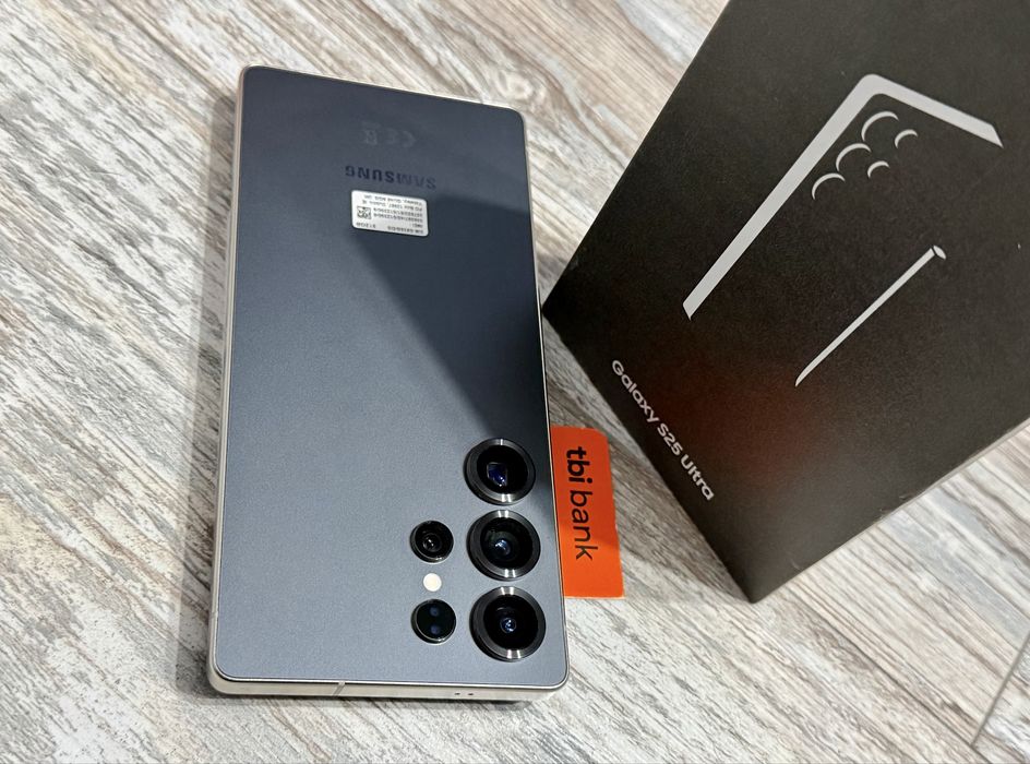 Samsung Galaxy S25 Ultra 512 GB 12 GB Ram Dual Sim Като Нов