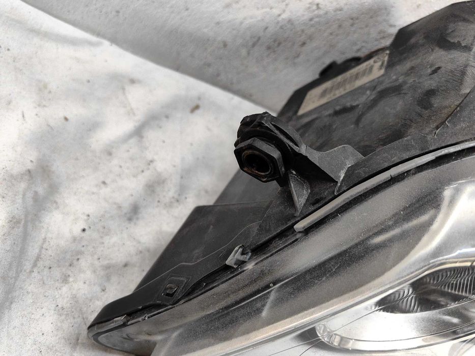 Оригинален фар Ляв Десен  Vw Polo