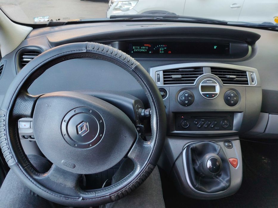 Scenic 2 din 2004,1200euro