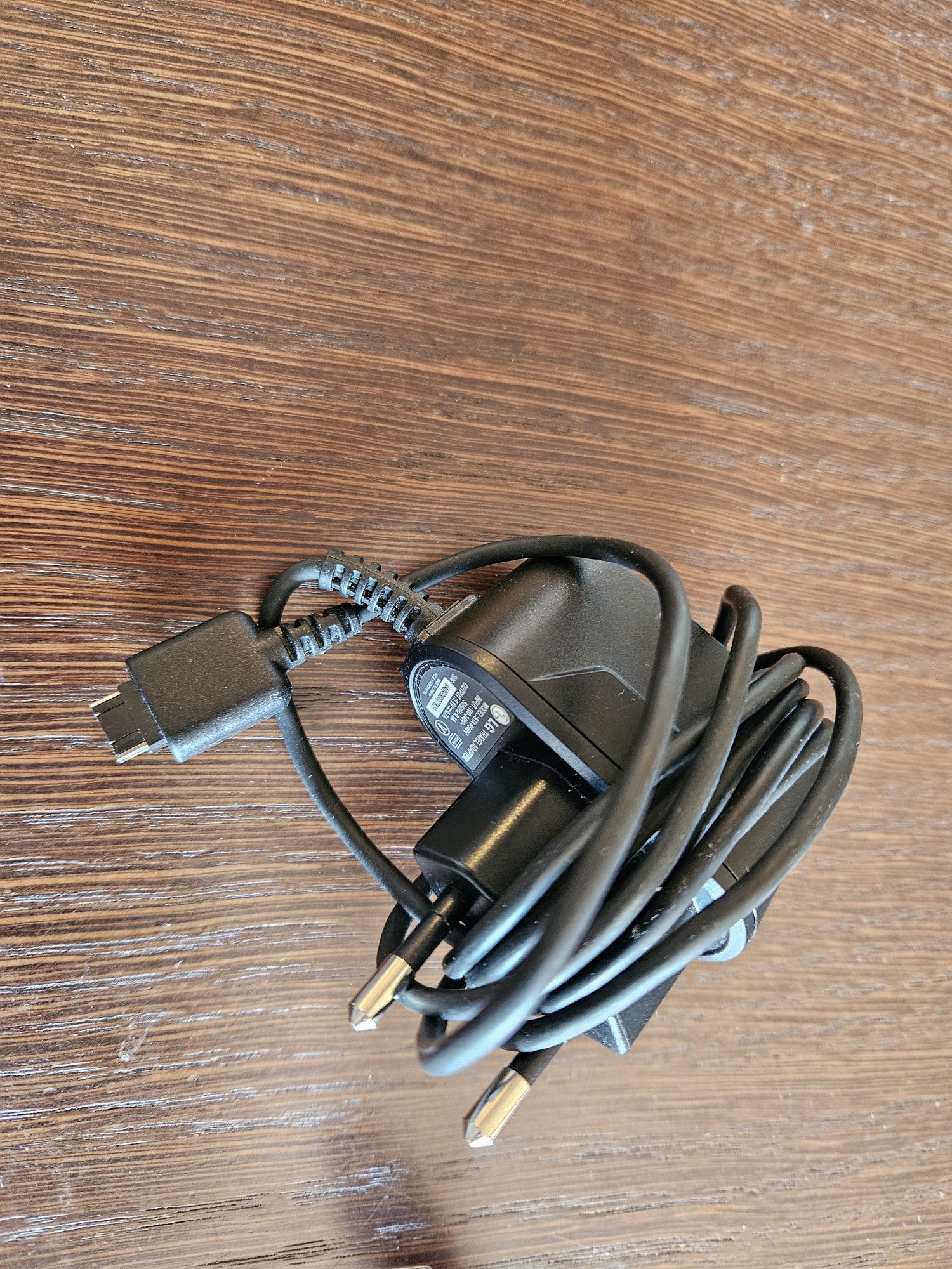 Зарядни за GSM Sony Ericson и LG