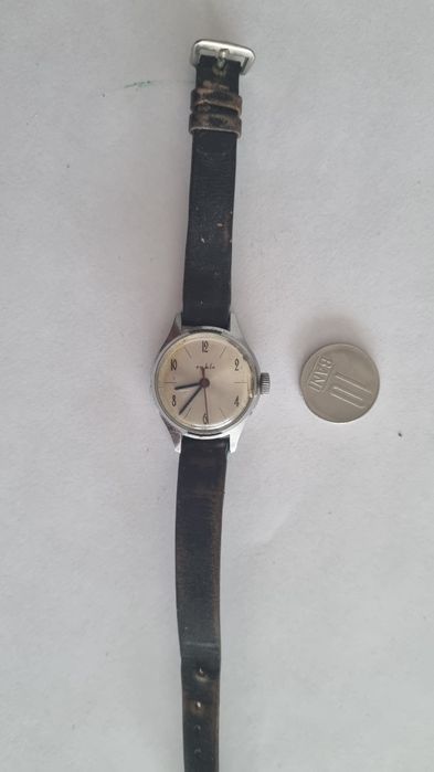 Vand ceas dama mecanic Raketa, Fond Acier, Zaria