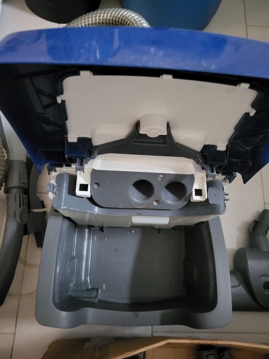 Vând aspirator injecție extracție Zelmer Aquawelt