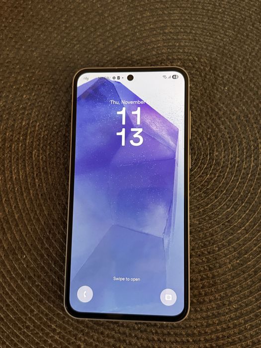 Samsung A55 5G inca in grantie