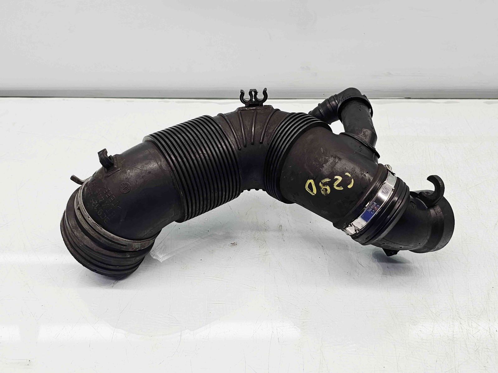 Tub admisie aer  Volkswagen Passat B6 (3C2) [Fabr 2005-2010] 3C0129654