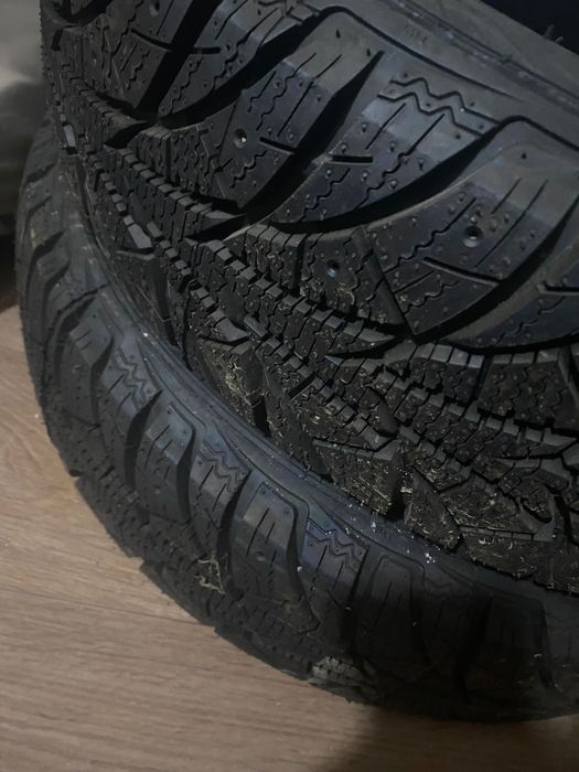 Шины зимние на авто