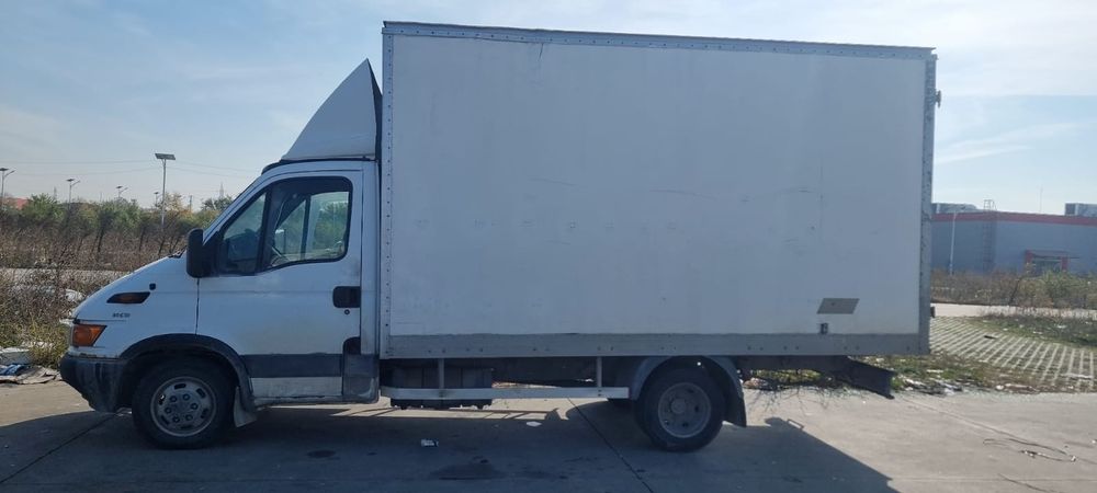 Vând dubă Iveco Daily