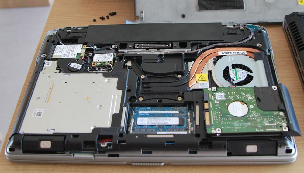 Mentenanță laptop/pc/xbox/ps,  Reparații controller