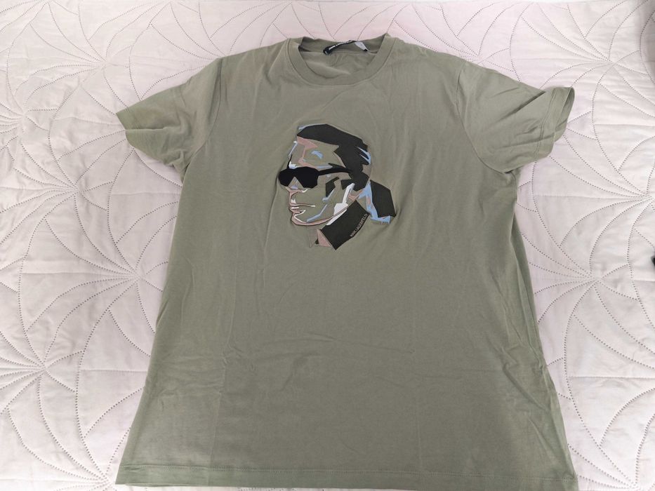 Мъжка тениска Karl Lagerfeld, в отлично състояние.