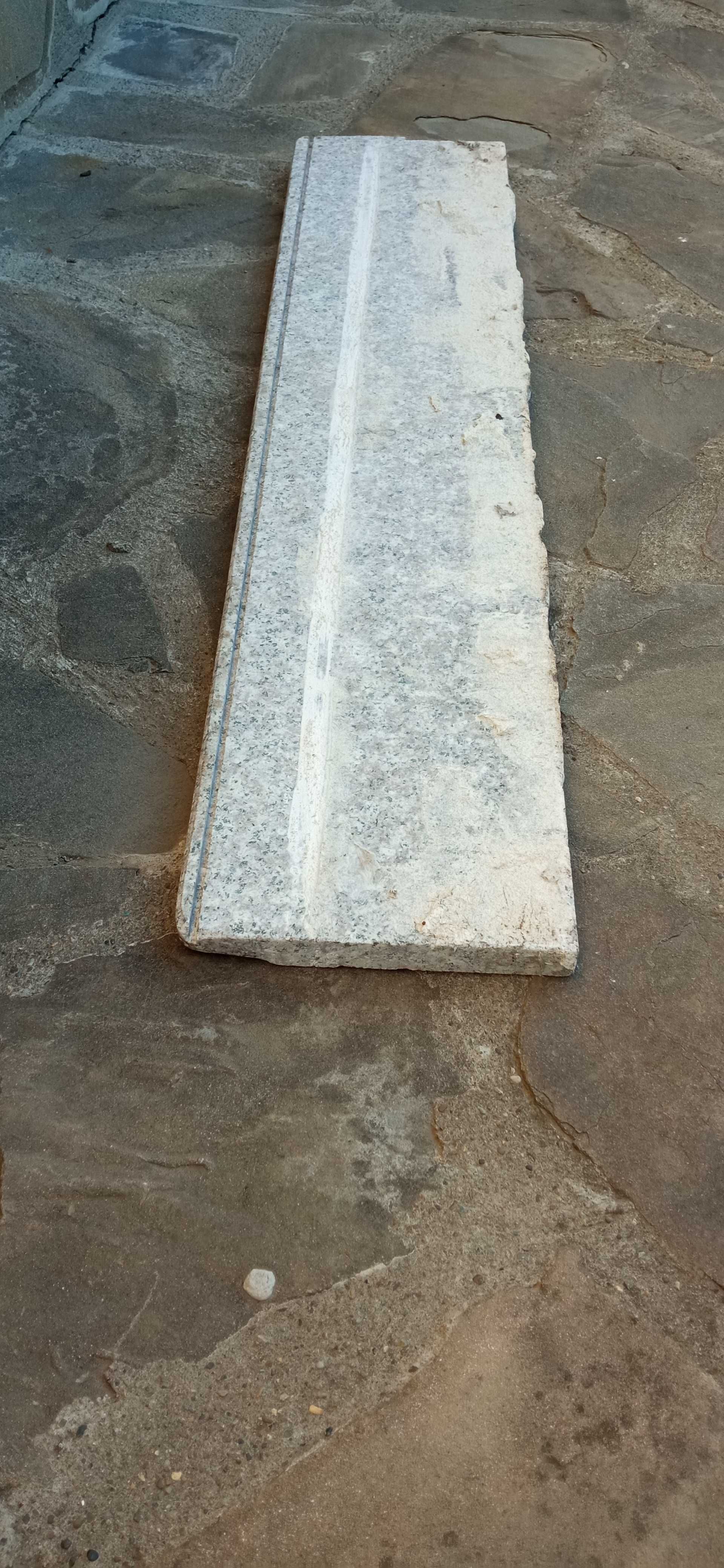 Pervaz granit latime 18 cm