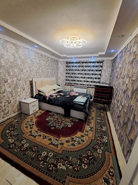 Srochna Sagdianada 2 xonalik 1-etaj uy sotiladi.