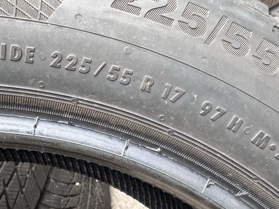 225/55/R17 Continental Winter 4бр зимни Run Flat dot3718
