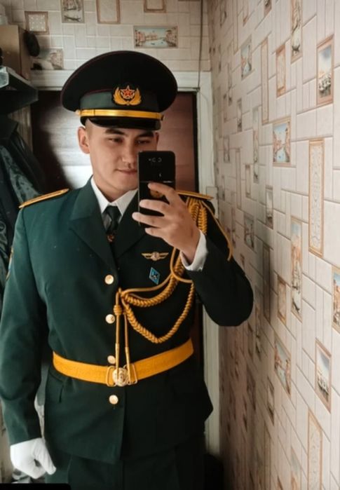 Парадная форма в хорошем качестве