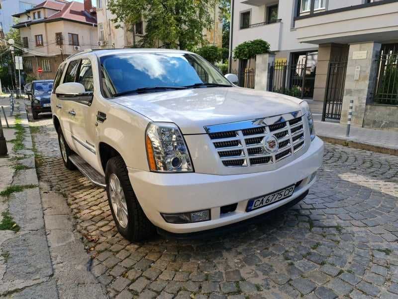 Кадилак Ескалейд под наем. Executive car rental - Bulgaria.