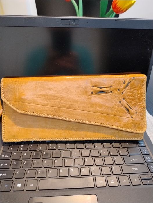 Geanta plic piele camila excelenta pentru ocazii deosebite artă tribal