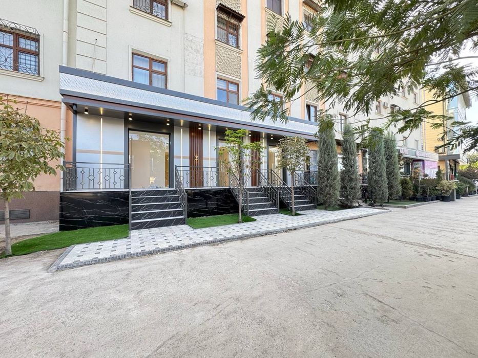 Продаётся нежилое Алмазар ор Riviera Тц