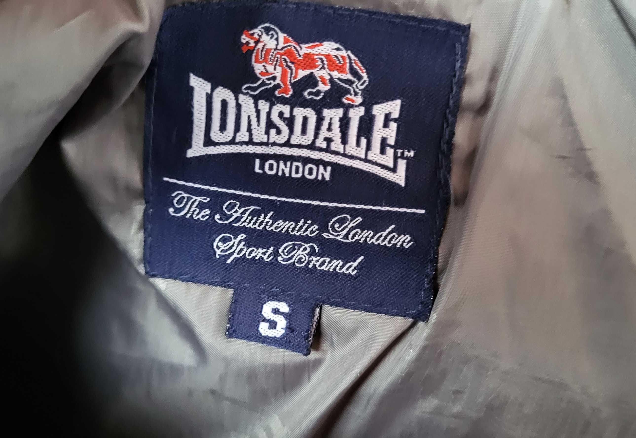 Оригинално зимно яке Lonsdale