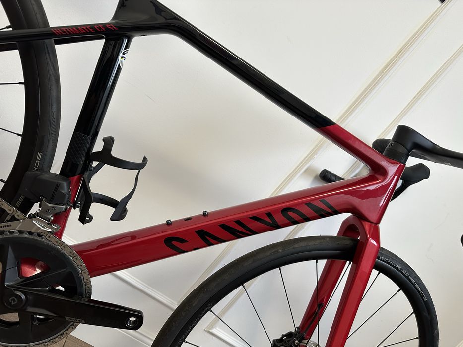 Cursiera carbon Canyon Ultimate CF SL Etap 2024