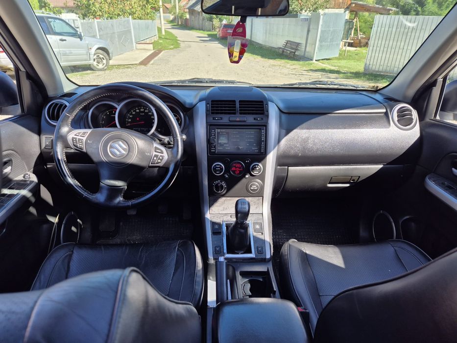 Vând Urgent Suzuki Grand Vitara