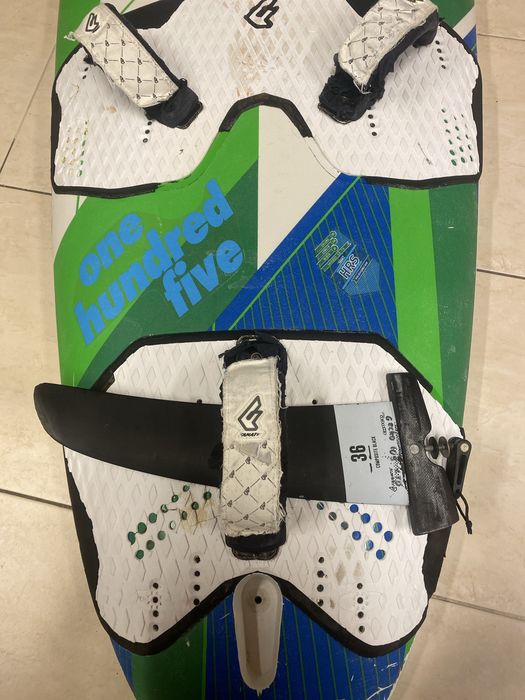 Уиндсърф дъска Fanatic Shark 105