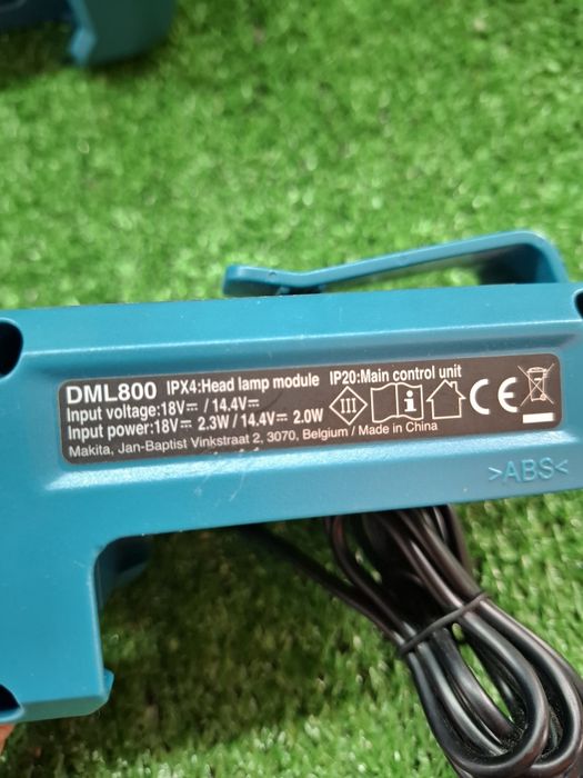 Челници на Makita DML 800
Стават за батерии 14,4 и 18 волта.