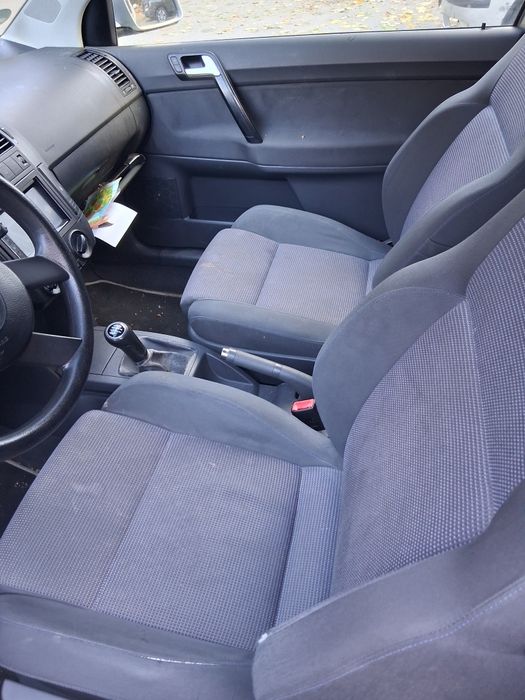 Автомобил Volkswagen