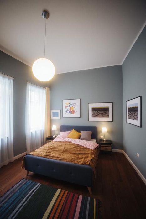 Inchiriez apartament renovat cu 2 camere  Piata Muzeului