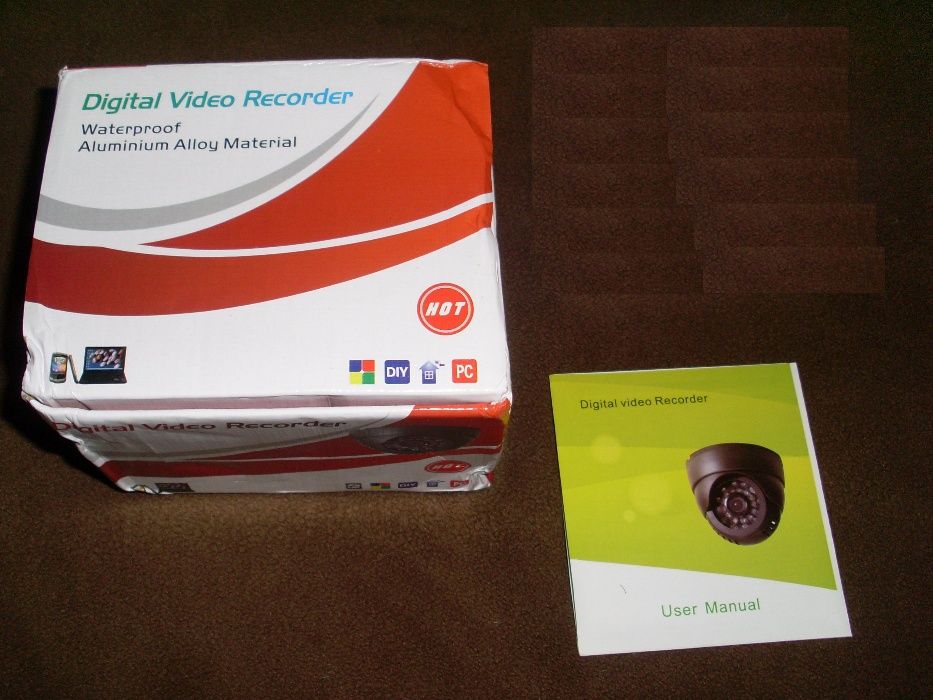 Охранителна камера с мемори карта,купупна камера за дневно/нощно снима