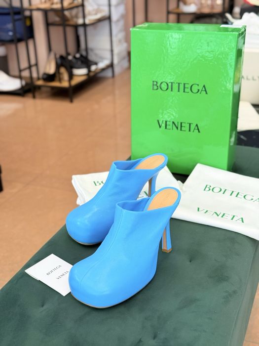 Луксозни дамски обувки на ток BOTTEGA VENETA Baby Blue