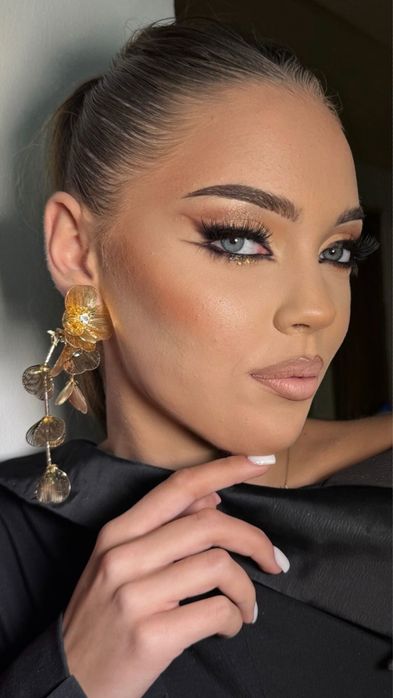 Predau cusuri de make up