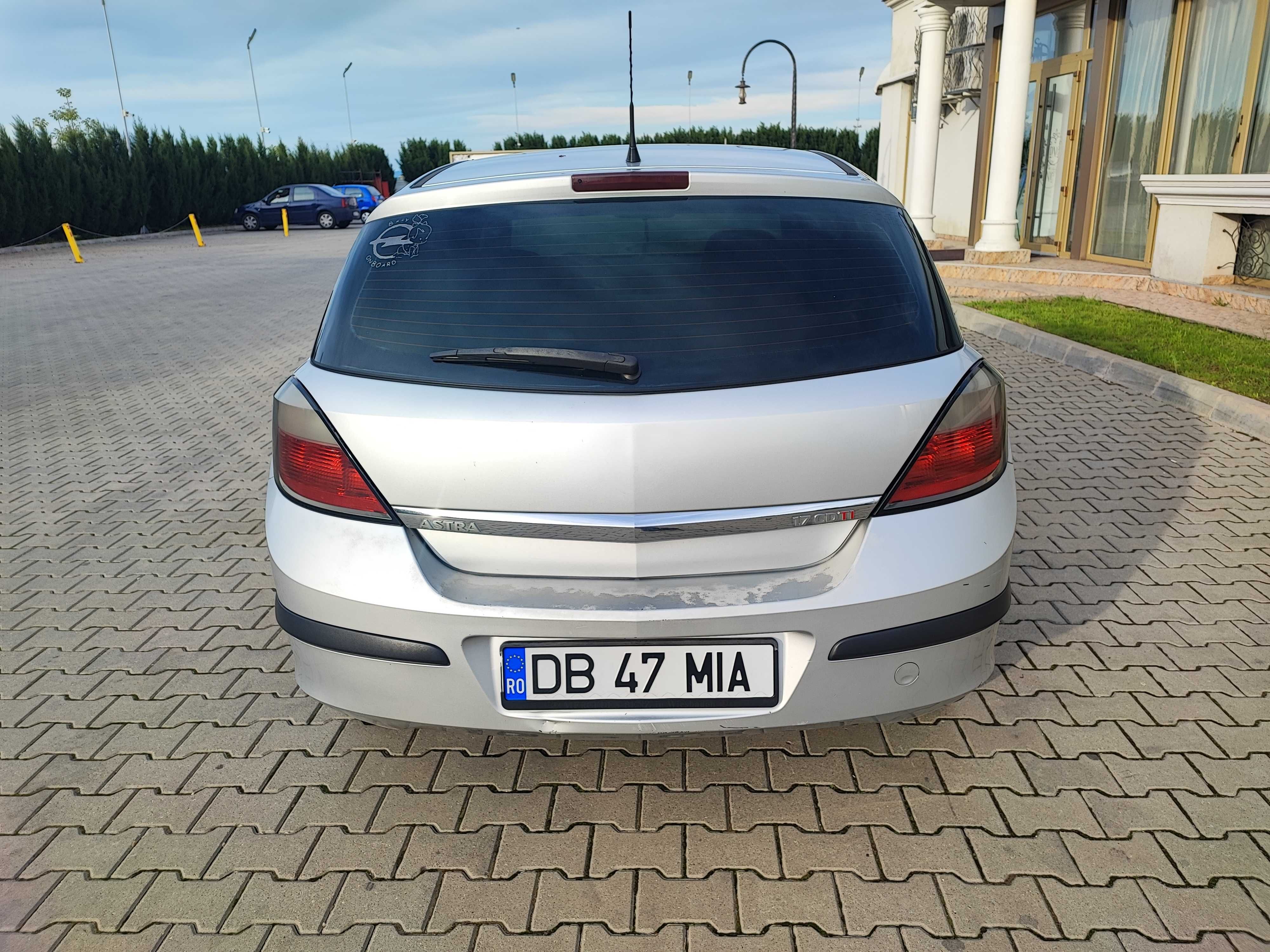 Opel Astra H 1.7 101 CP