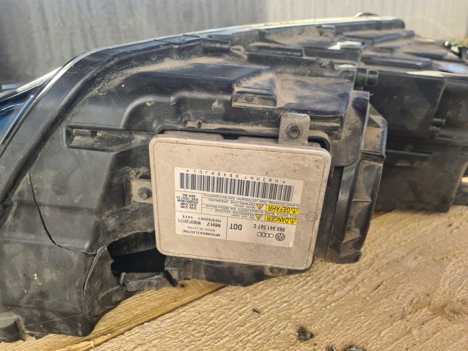 Faruri sparte audi a8