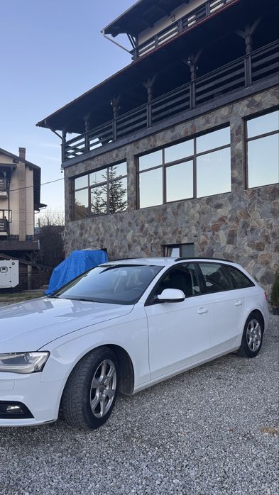 Audi A4 B8 2012 ,sau variante Q3