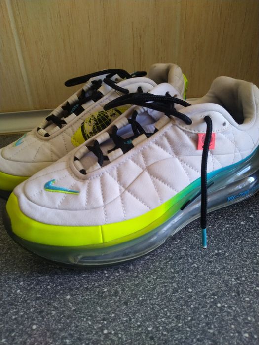 Adidași Nike Air Max 720