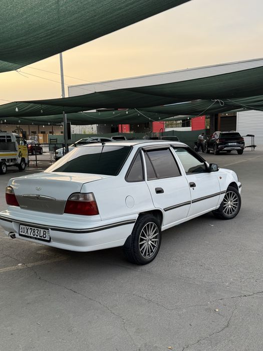 Nexia 1 / 2007 ishi yoq gazi bor 100 talik