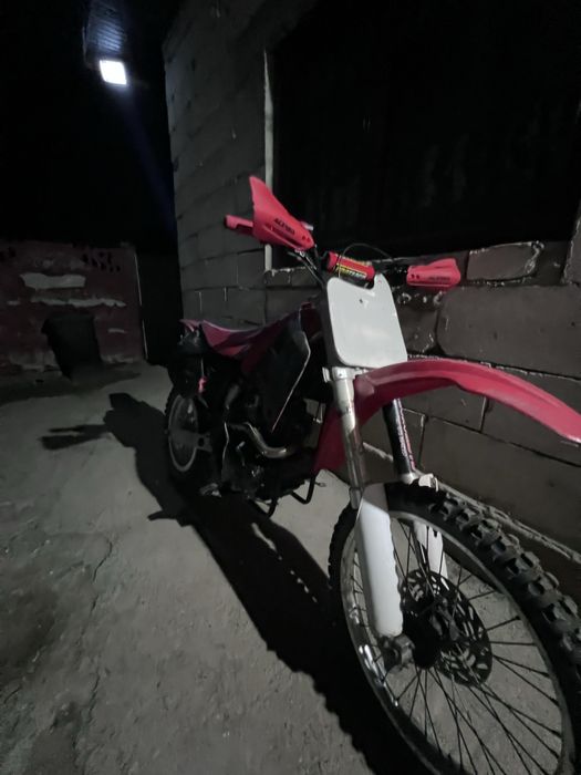Vand sau schimb cross 150 ,cadru honda cr 250