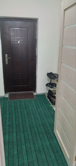 Продается 2 комнатная квартира 16 этажном дома, на 7-этаже.