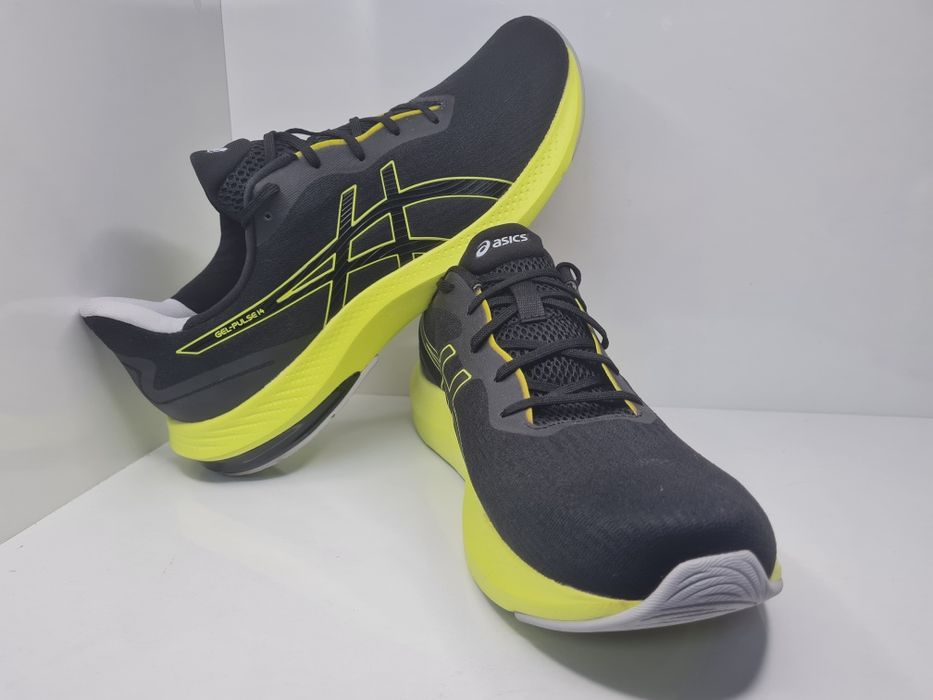 Маратонки Asics Gel - Pulse 14

Чисто нови с кутия. 

Размер 49 стелка
