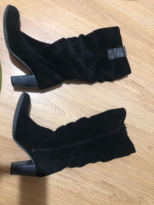 Cizme  lungi piele intoarsa 41