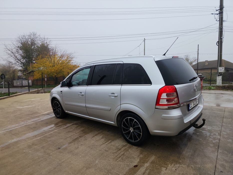 Opel Zafira B 1.8 benzină + GPL