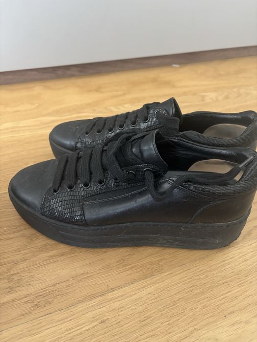 Adidasi tip sport, Musette, nr 37